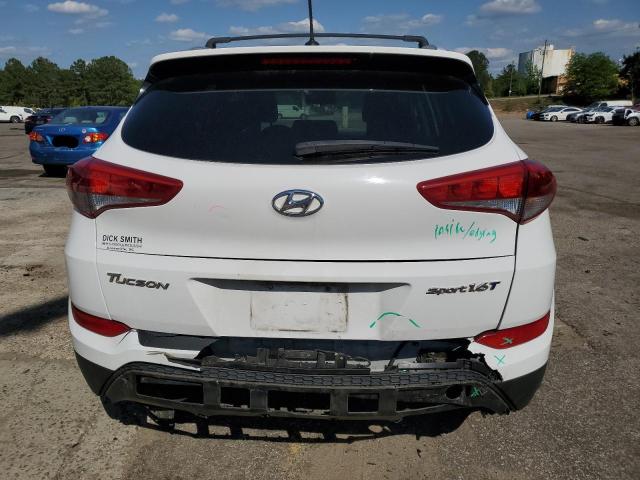  HYUNDAI TUCSON 2016 Белы