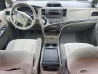 2011 Toyota Sienna Le للبيع في Marlboro، NY - Side