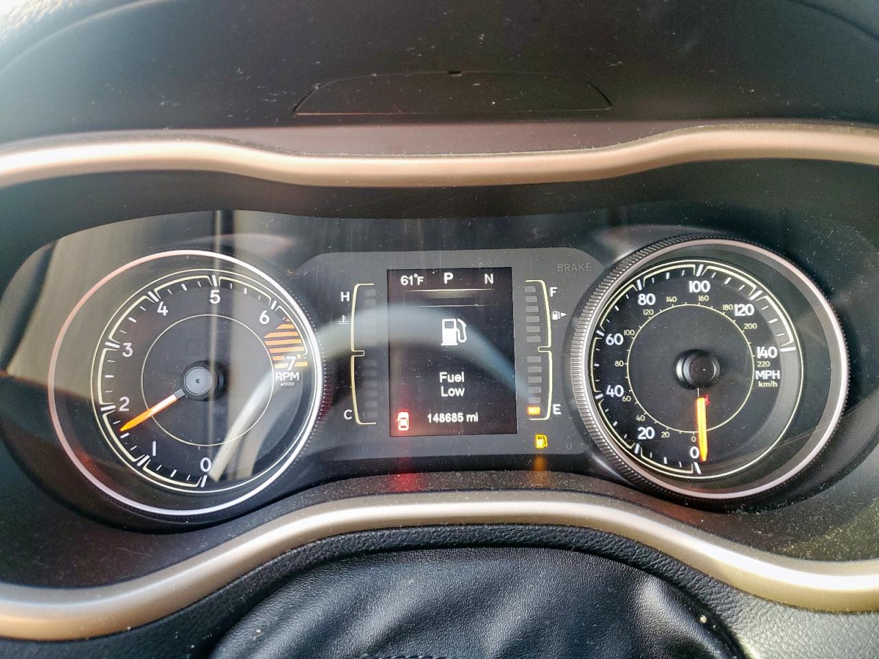1c4pjmcbxgw185424 1C4PJMCBXGW185424 2016 Jeep Cherokee Latitude