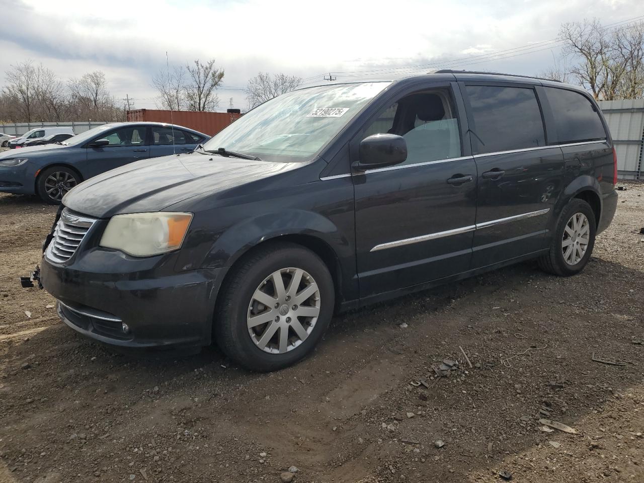 2013 Chrysler Town & Country Touring იყიდება Chicago Heights-ში, IL - Front End