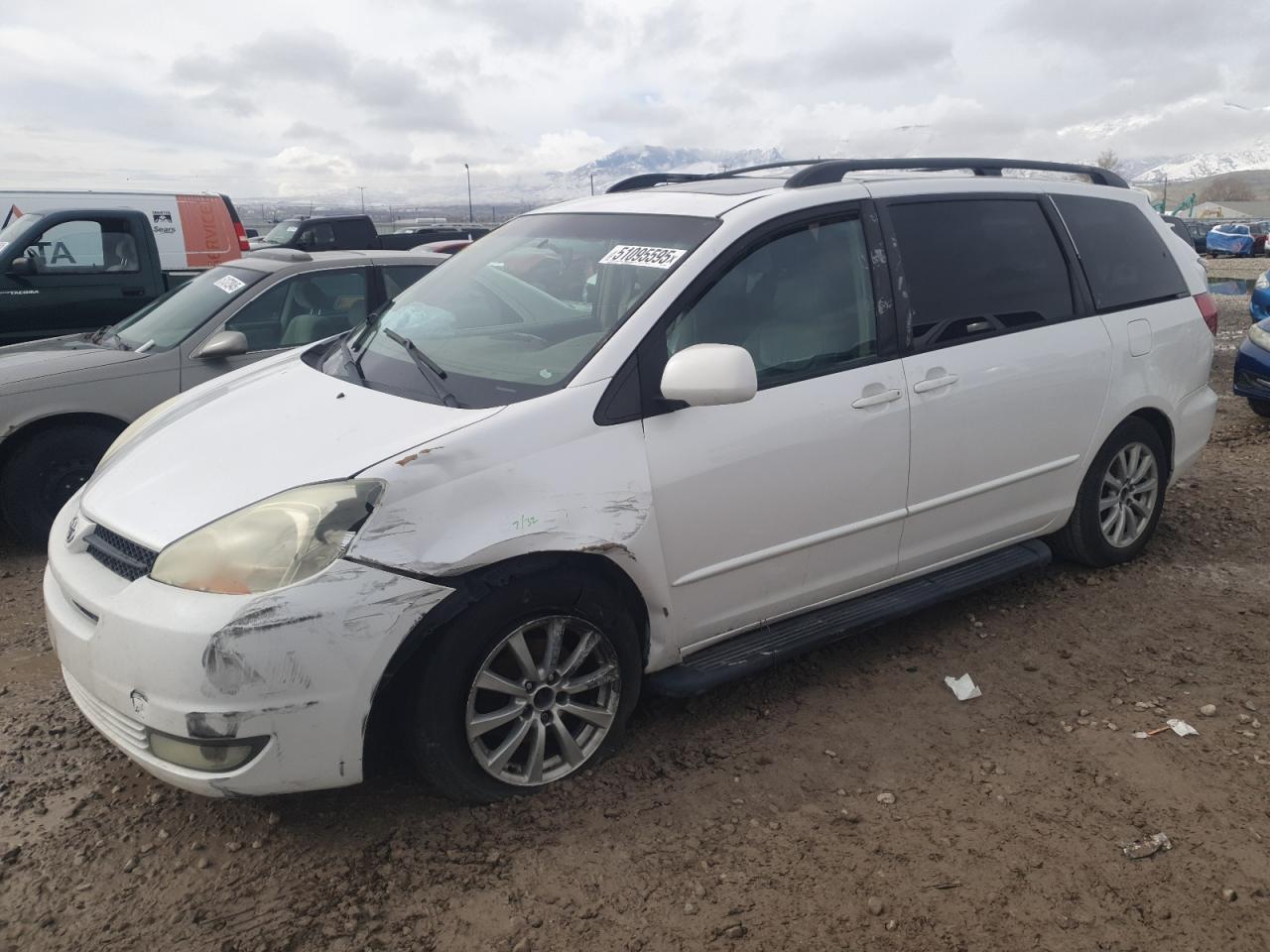 2004 Toyota Sienna Xle for Sale in Magna, UT - Front End