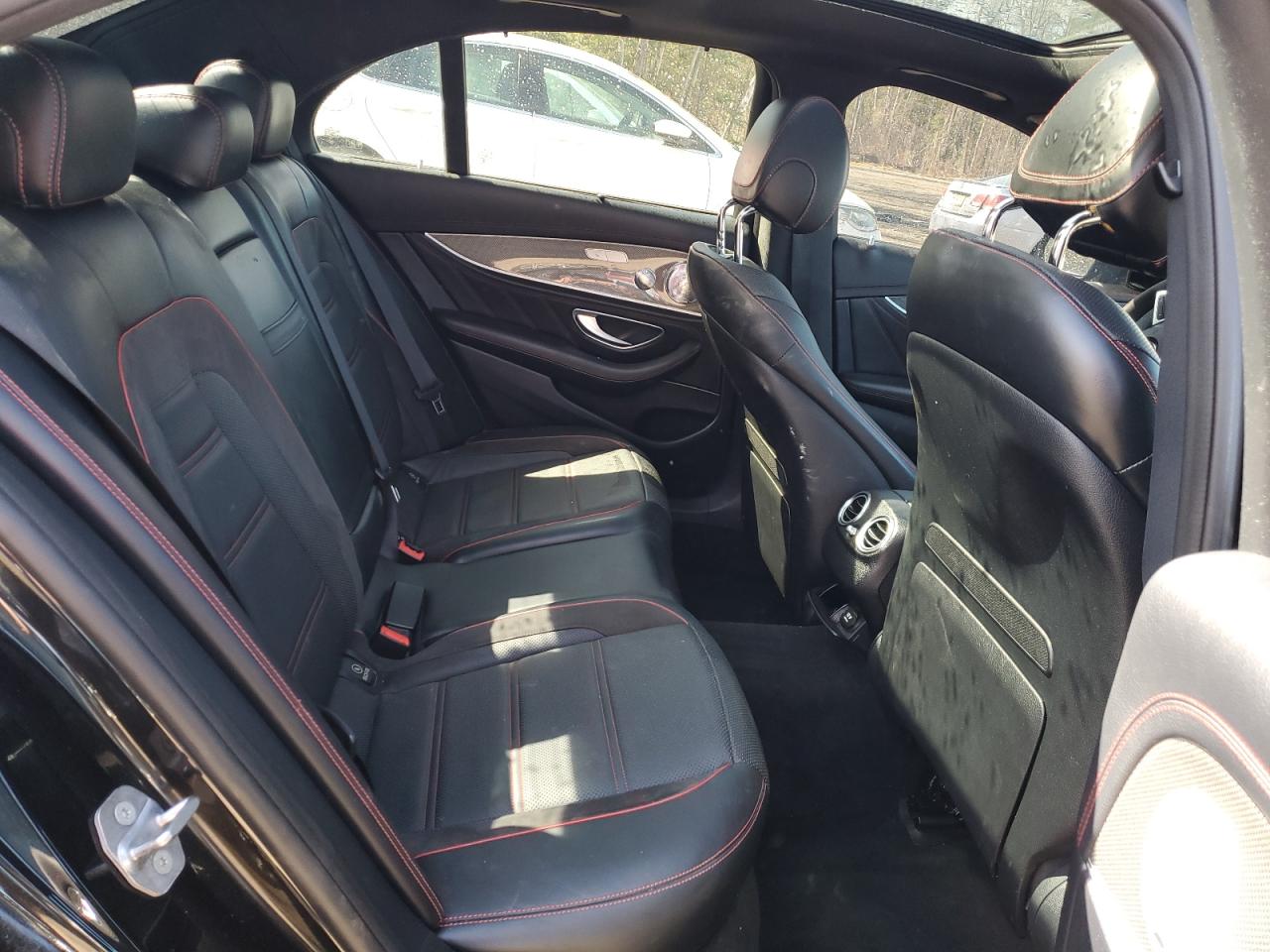 2018 Mercedes-Benz E 43 4Matic Amg VIN: WDDZF6EB4JA300192 Lot: 50966155