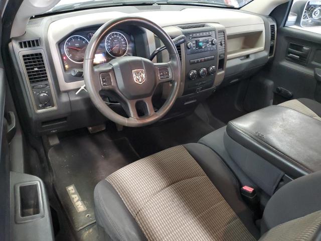 Pickups DODGE RAM 1500 2012 Srebrny