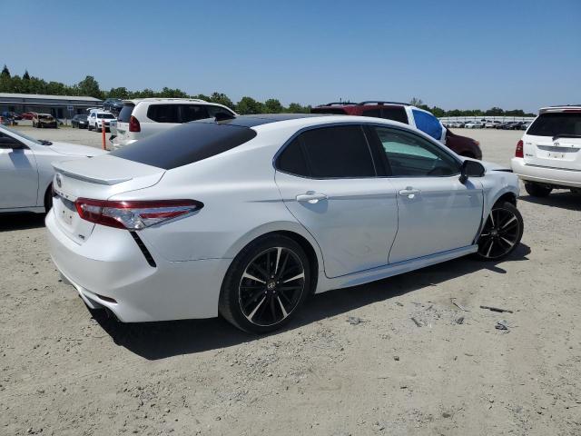  TOYOTA CAMRY 2020 Biały