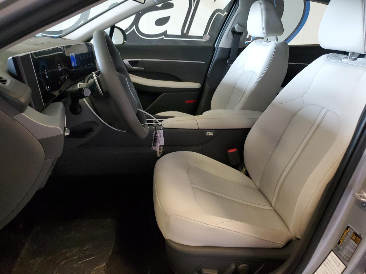 2025 Hyundai Sonata Sel VIN: KMHL64JA8SA471090 Lot: 51631645