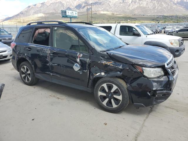  SUBARU FORESTER 2017 Czarny