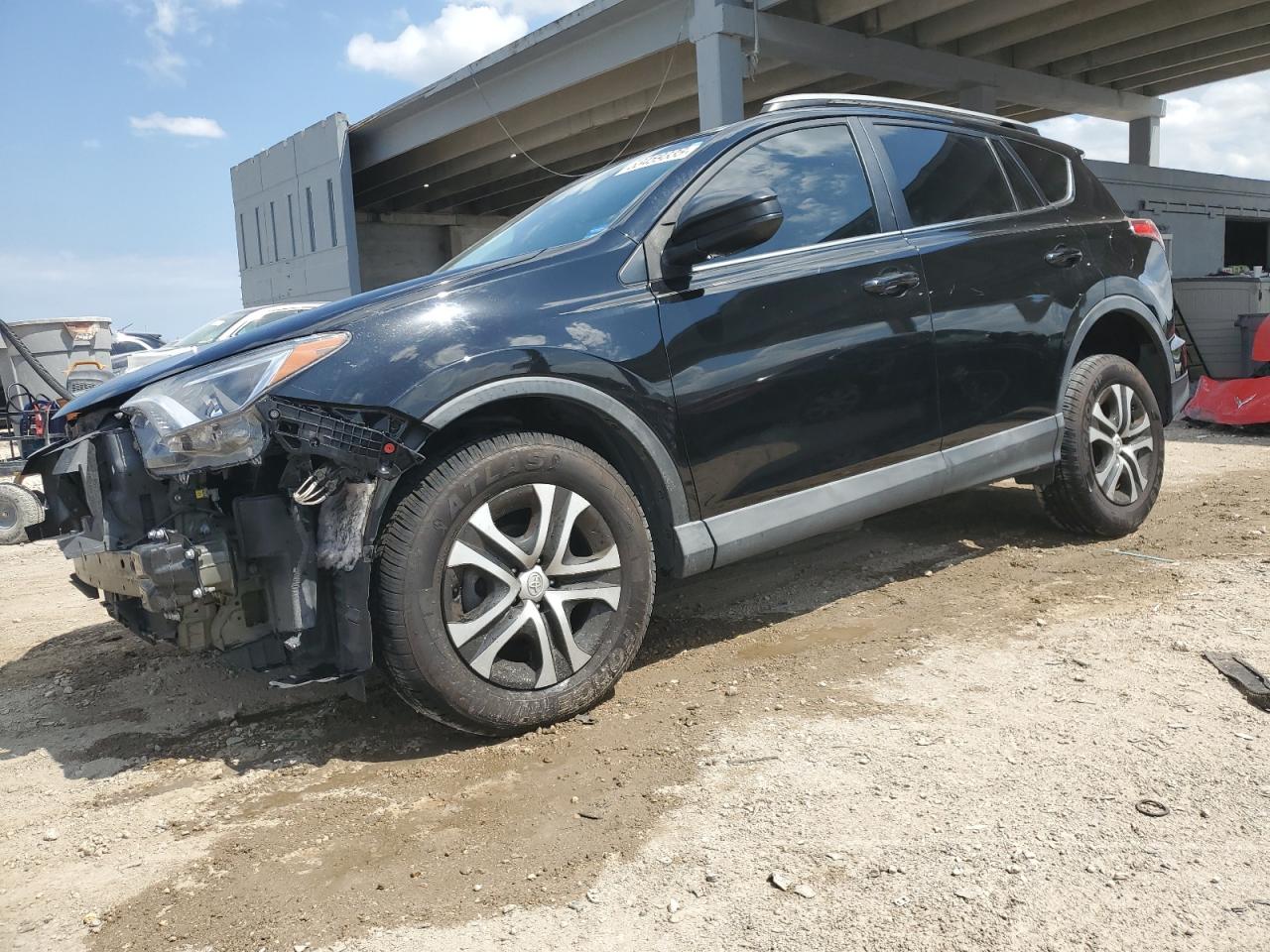2018 Toyota Rav4 Le للبيع في West Palm Beach، FL - Front End