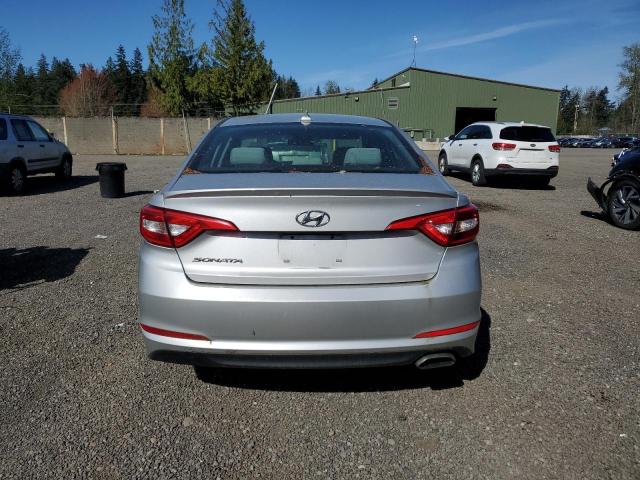  HYUNDAI SONATA 2015 Серебристый