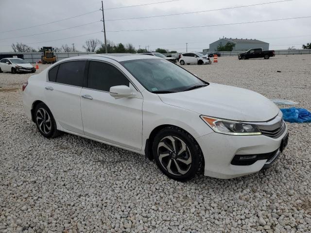 Седаны HONDA ACCORD 2016 Белы