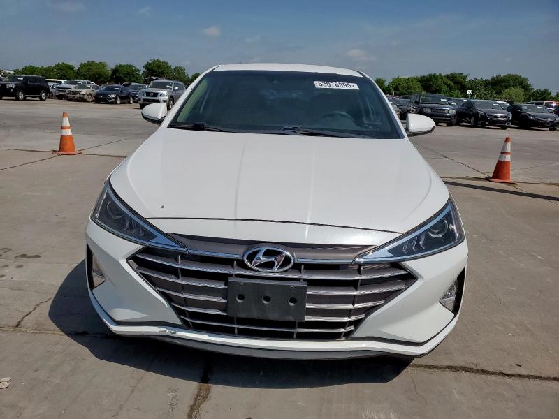  HYUNDAI ELANTRA 2019 Белы