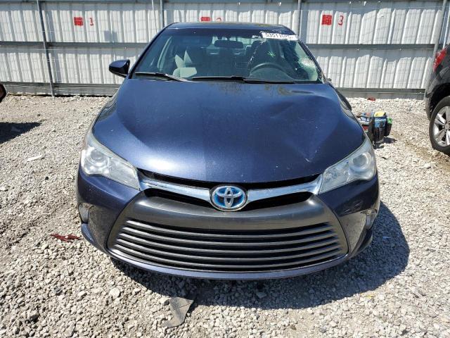  TOYOTA CAMRY 2017 Granatowy