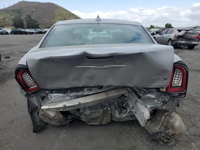  CHRYSLER 300 2018 Серебристый