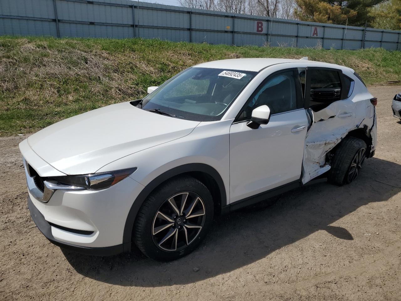 Davison, MI에서 판매 중인 2018 Mazda Cx-5 Touring - Rear End