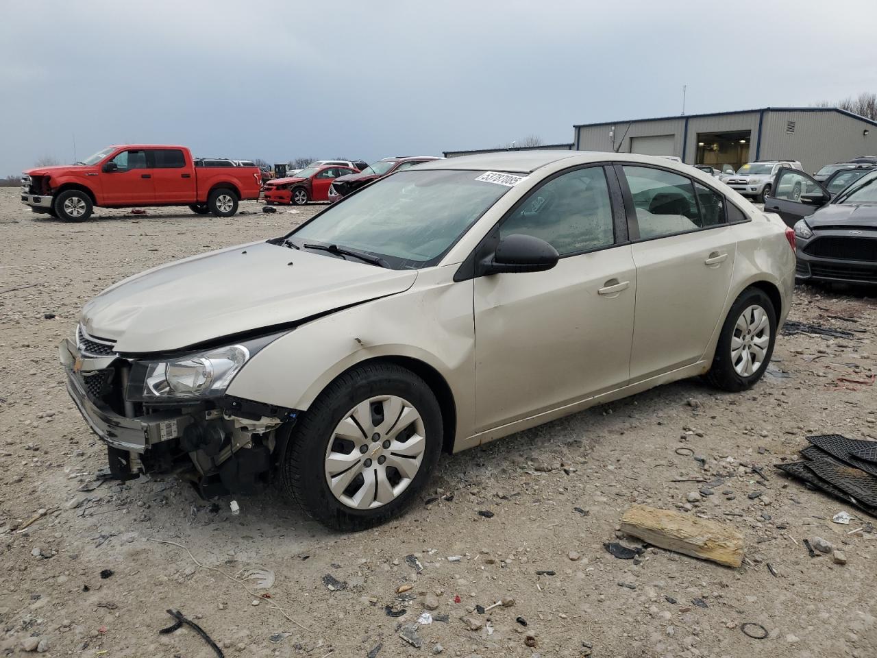 2014 Chevrolet Cruze Ls იყიდება Wayland-ში, MI - Front End