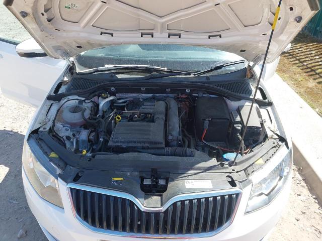 2015 SKODA OCTAVIA SE