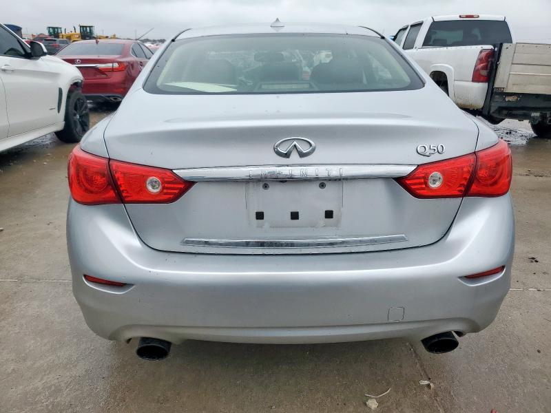  INFINITI Q50 2017 Srebrny