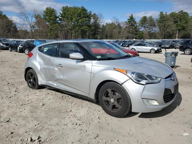  HYUNDAI VELOSTER 2013 Серебристый