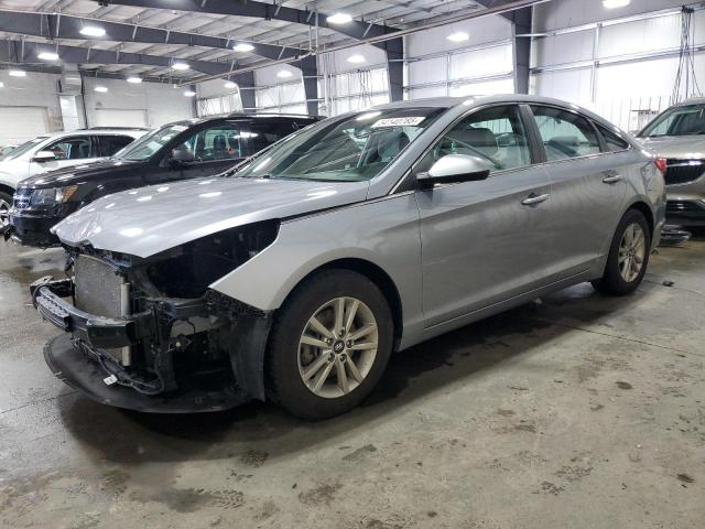  HYUNDAI SONATA 2016 Серебристый