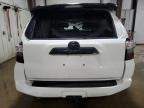 2020 Toyota 4Runner Sr5/Sr5 Premium for Sale in West Mifflin, PA - Rollover