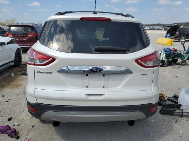 Паркетники FORD ESCAPE 2013 Белы