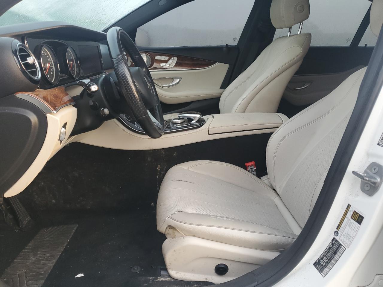 WDDZF4JB4JA321490 2018 Mercedes-Benz E 300