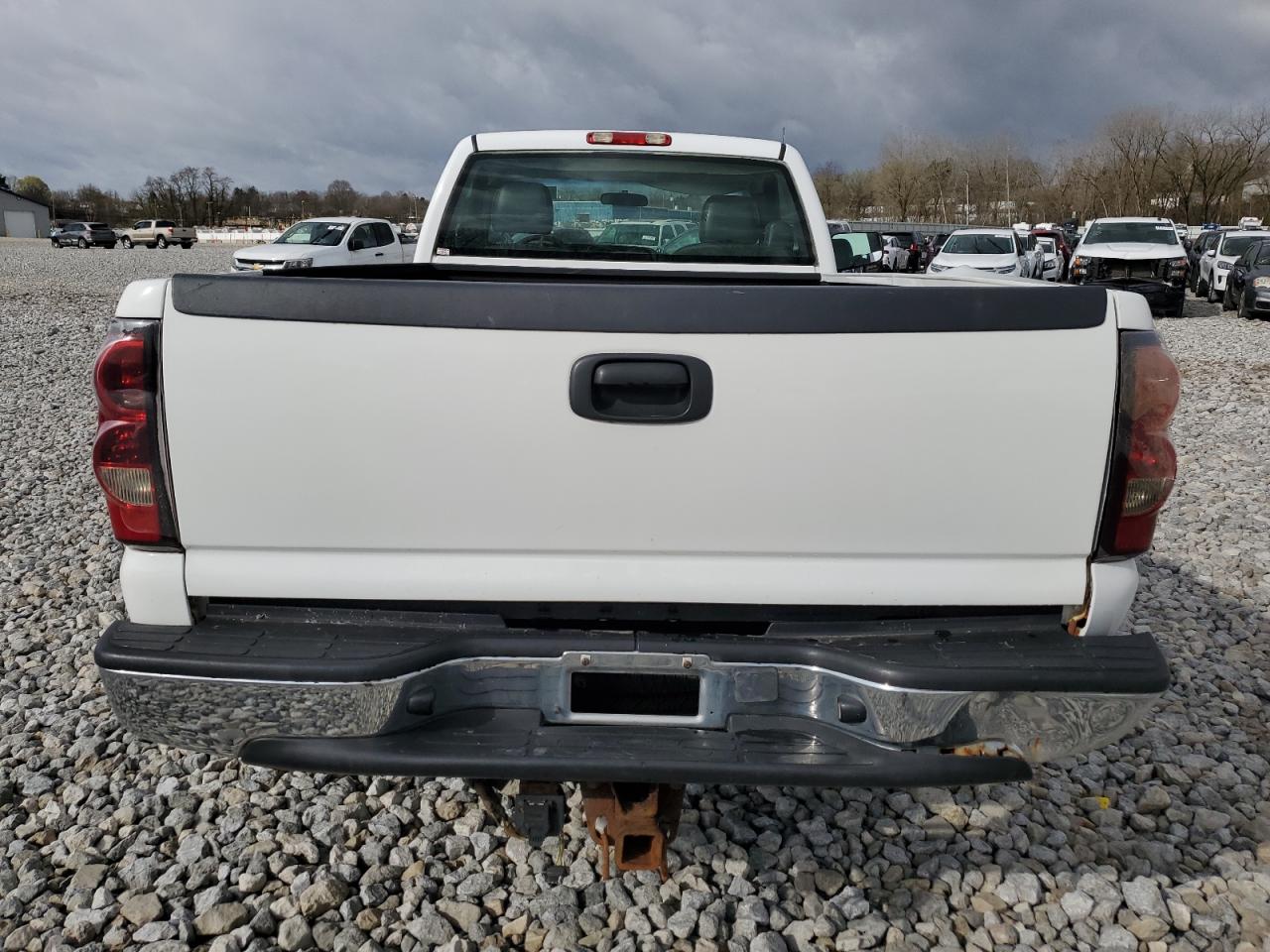 2005 Chevrolet Silverado - Image 6