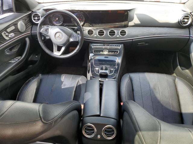 Sedans MERCEDES-BENZ E-CLASS 2017 Srebrny