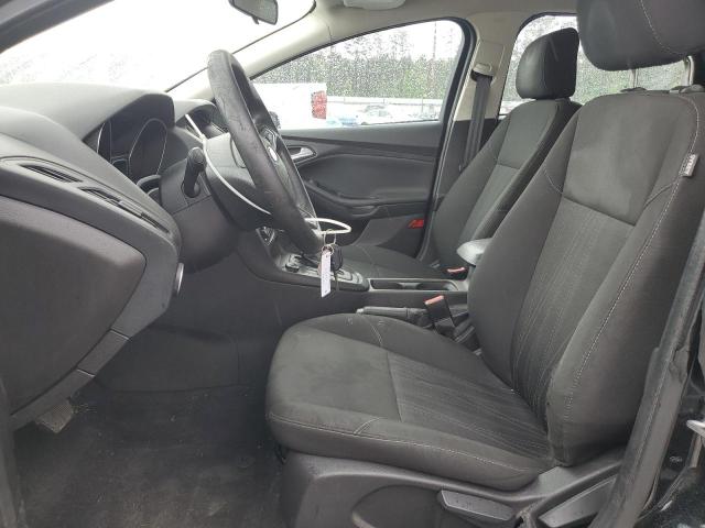 Hatchbacks FORD FOCUS 2016 Czarny