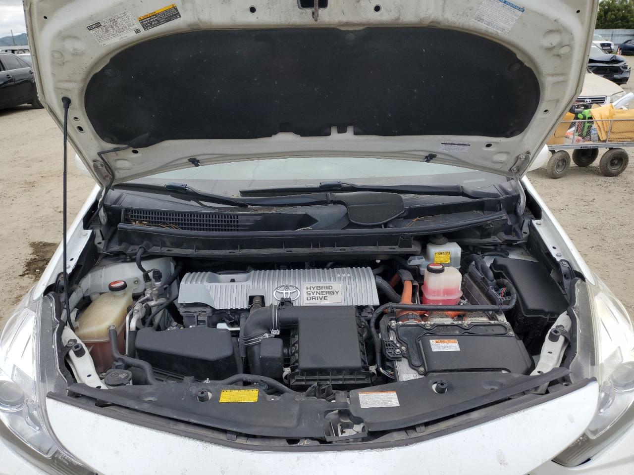 JTDZN3EU1FJ021710 2015 Toyota Prius V