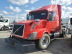 2016 Volvo Vnl Tow Truck იყიდება Dyer-ში, IN - Minor Dent/Scratches
