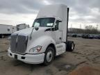 2014 Kenworth T680 Semi Truck for Sale in Woodhaven, MI - Minor Dent/Scratches