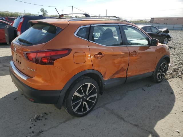  NISSAN ROGUE 2017 Orange
