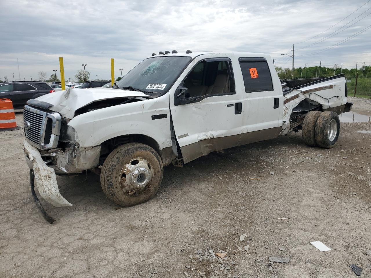 2006 Ford F350 Super Duty იყიდება Indianapolis-ში, IN - All Over