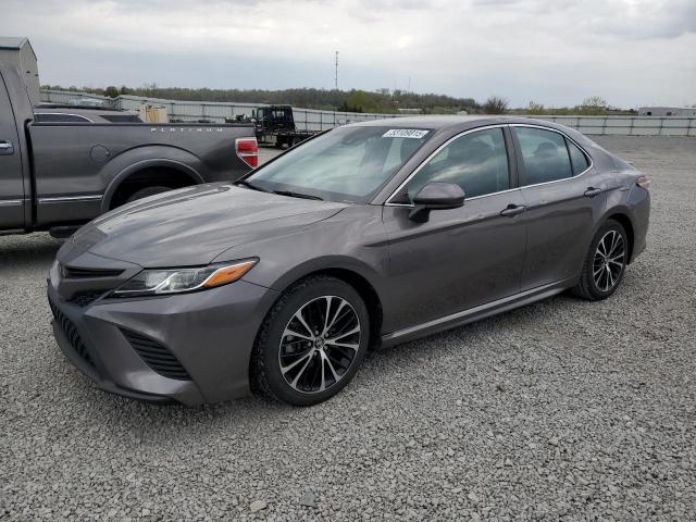  TOYOTA CAMRY 2018 Серый