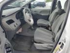 2012 Toyota Sienna  zu verkaufen in Bridgeton, MO - Front End