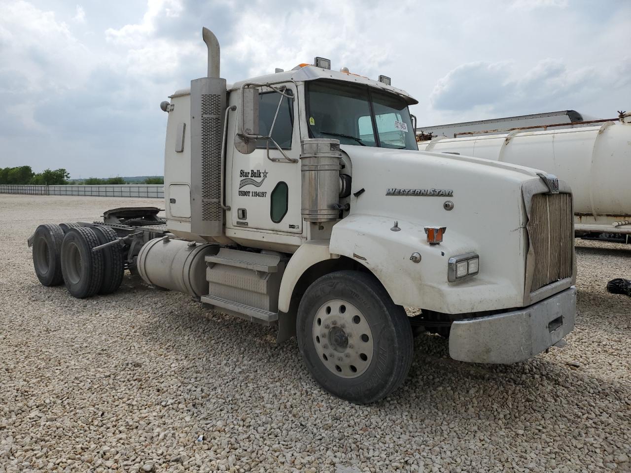 2013 Westernstar 4900 Semi Truck for Sale in New Braunfels, TX - All Over