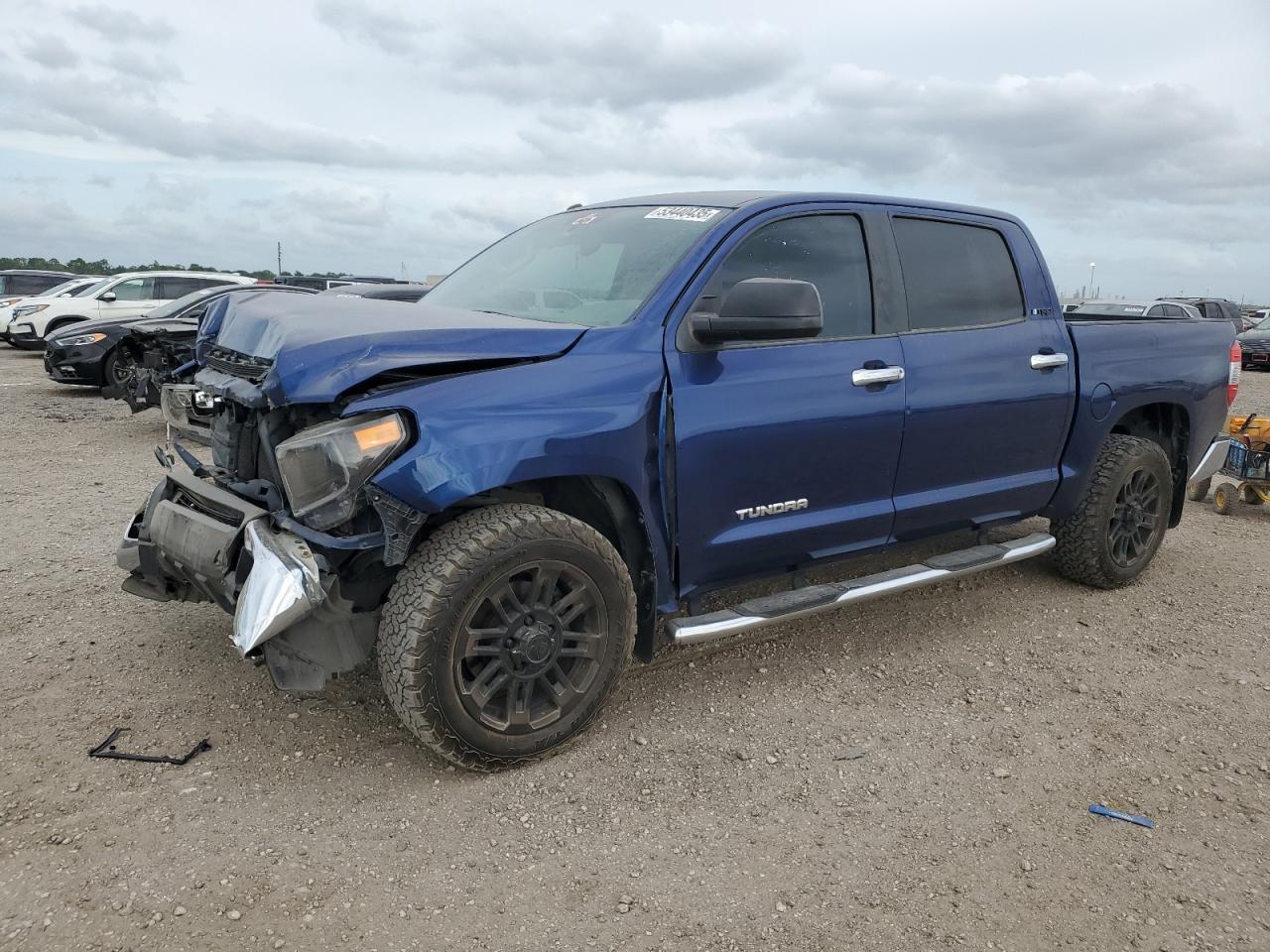 2015 Toyota Tundra Crewmax Sr5 продається в Houston, TX - Front End