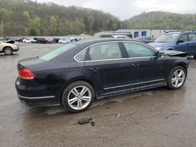 Седаны VOLKSWAGEN PASSAT 2015 Черный