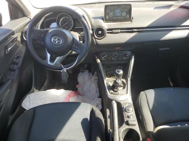  TOYOTA SCION 2016 Srebrny