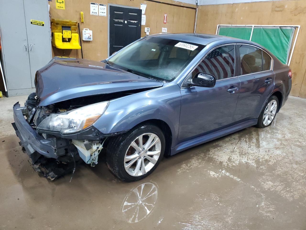 2014 Subaru Legacy 2.5I Limited იყიდება Kincheloe-ში, MI - Front End