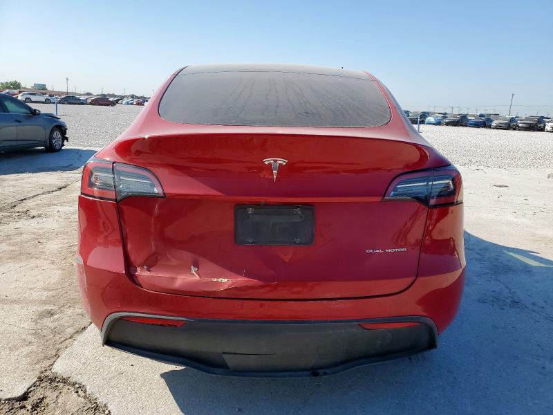  TESLA MODEL Y 2022 Червоний