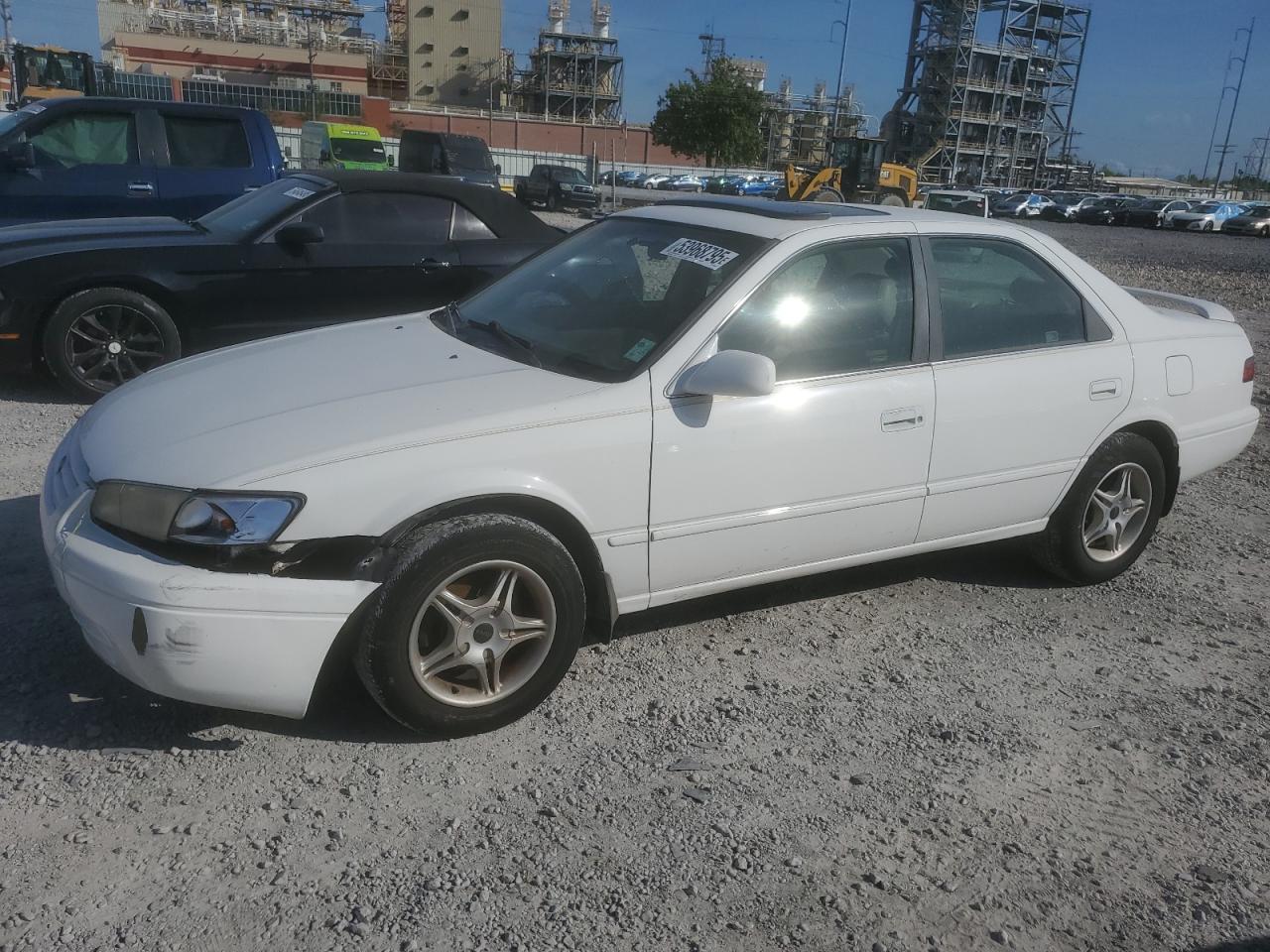 1997 Toyota Camry Ce for Sale in New Orleans, LA - Front End