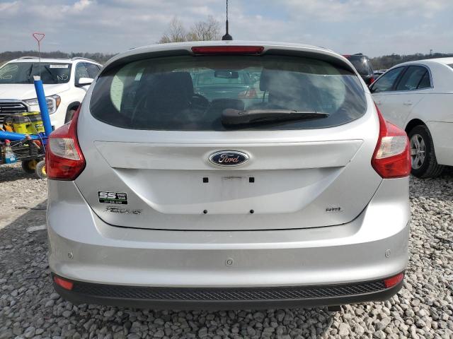  FORD FOCUS 2012 Серебристый
