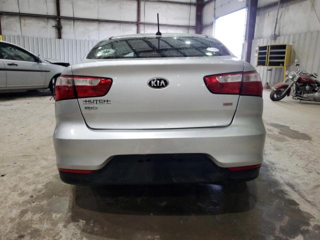 Sedans KIA RIO 2017 Srebrny
