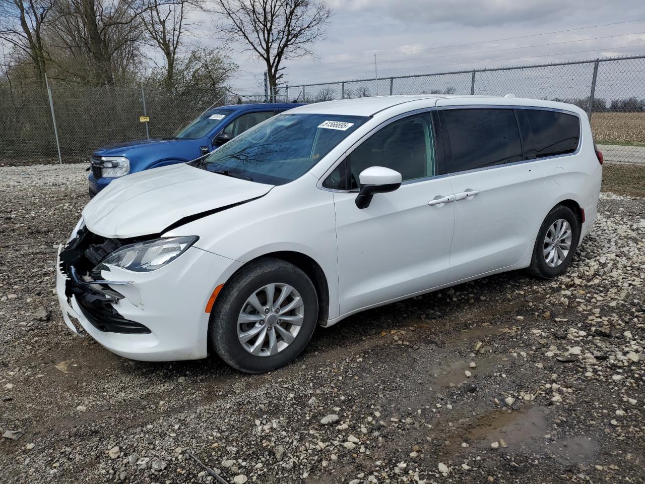 2017 Chrysler Pacifica Touring zu verkaufen in Cicero, IN - Front End
