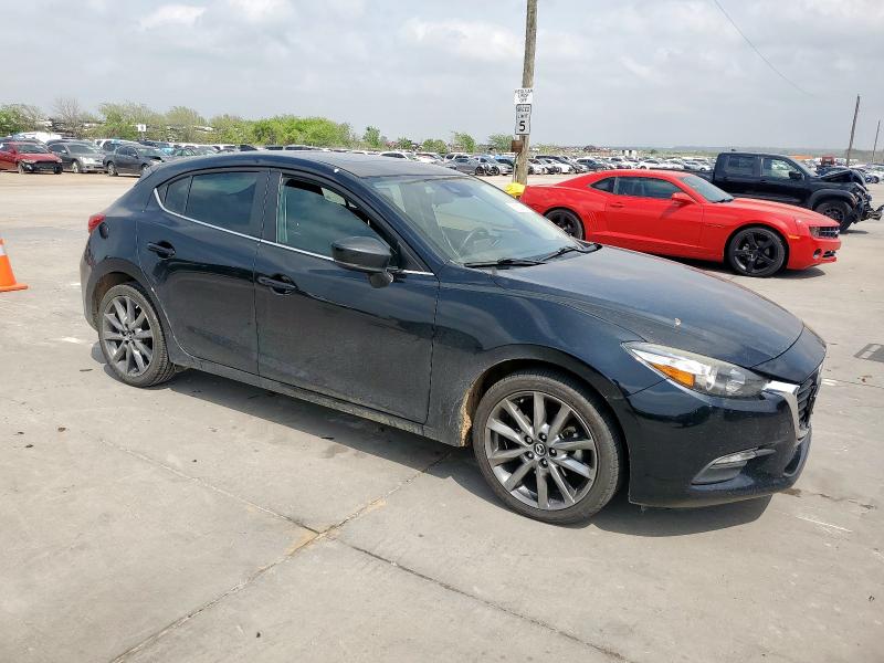  MAZDA 3 2018 Czarny