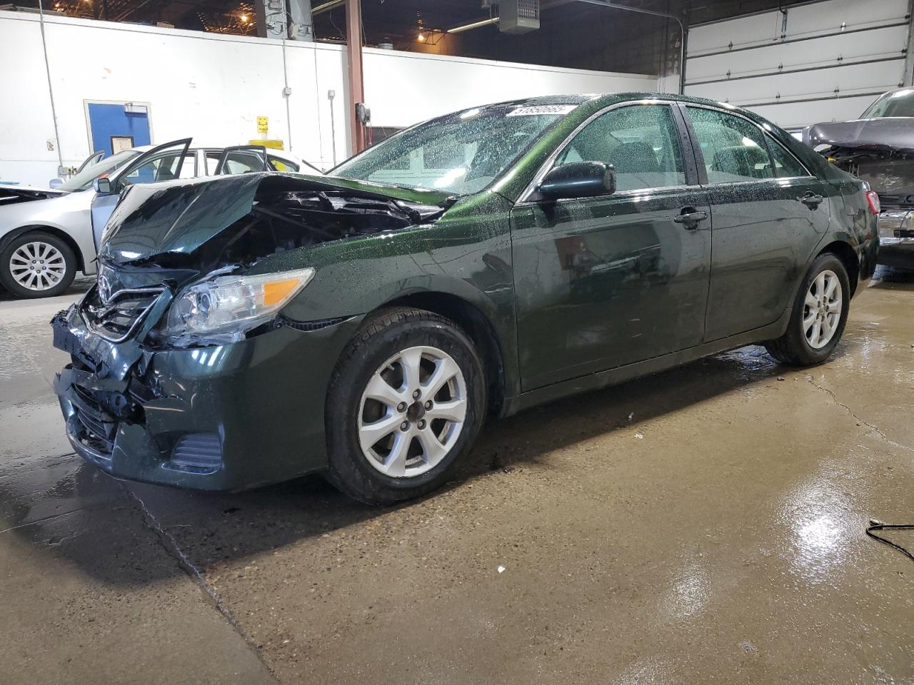2011 Toyota Camry Base for Sale in Blaine, MN - Front End
