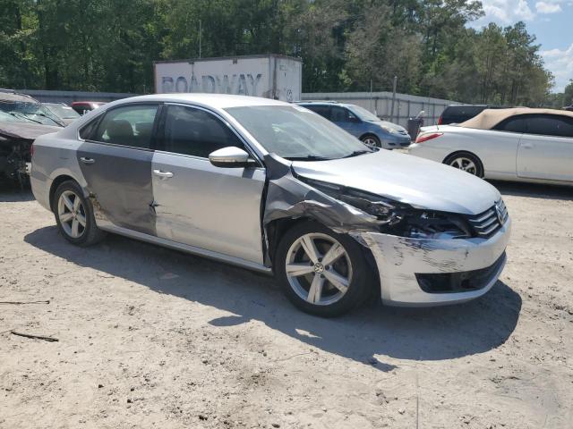 VOLKSWAGEN PASSAT 2012 Szary