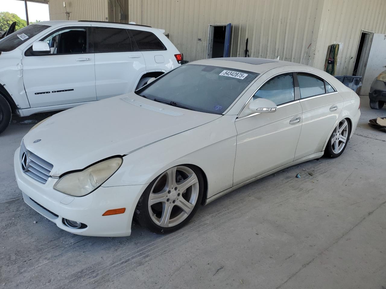 2007 Mercedes-Benz Cls 550 للبيع في Homestead، FL - Minor Dent/Scratches