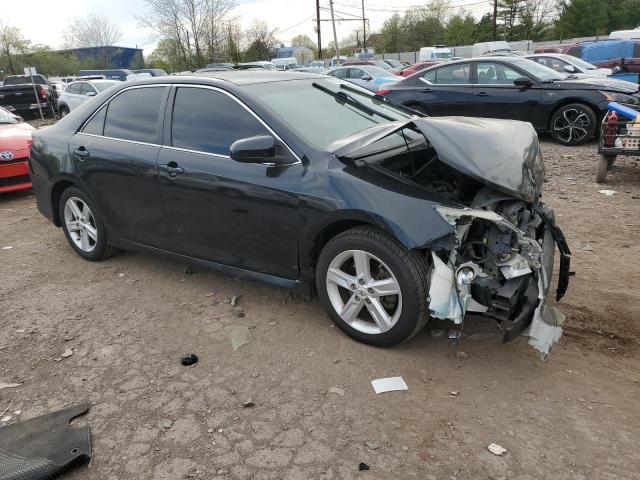 Sedans TOYOTA CAMRY 2012 Czarny